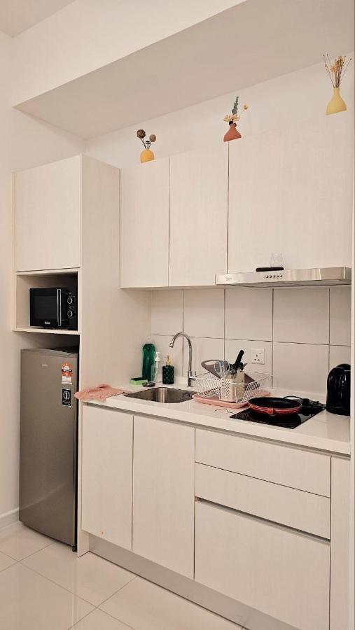 Apartment Klcc View Balcony 4pax Chambers Kl